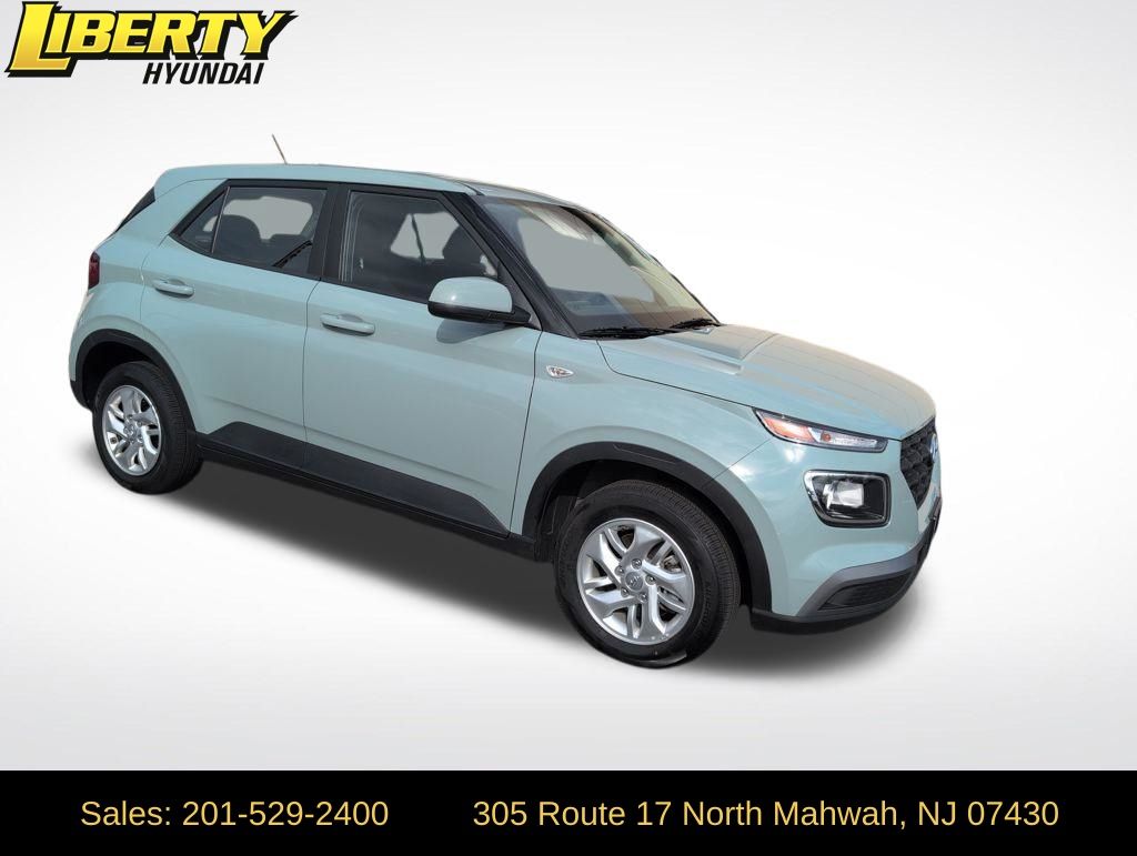 2025 Hyundai Venue SE