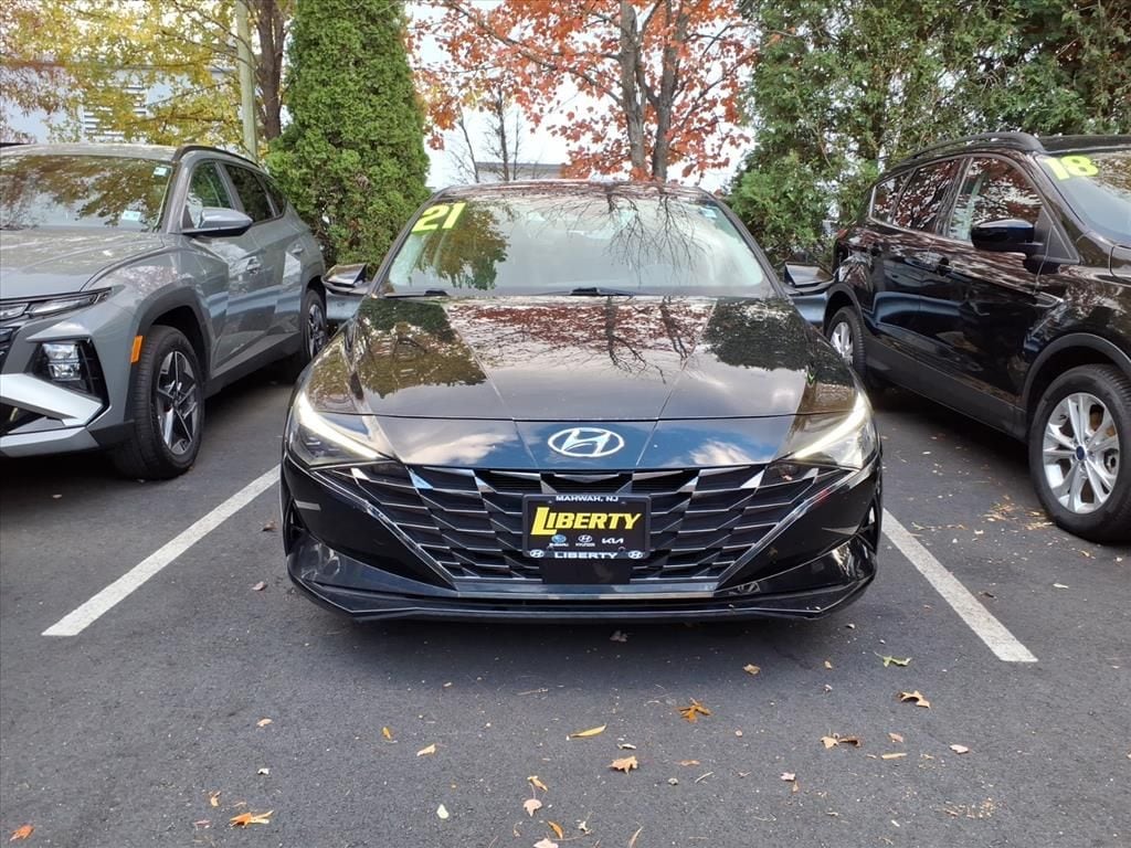 Used 2021 Hyundai Elantra Limited Sedan