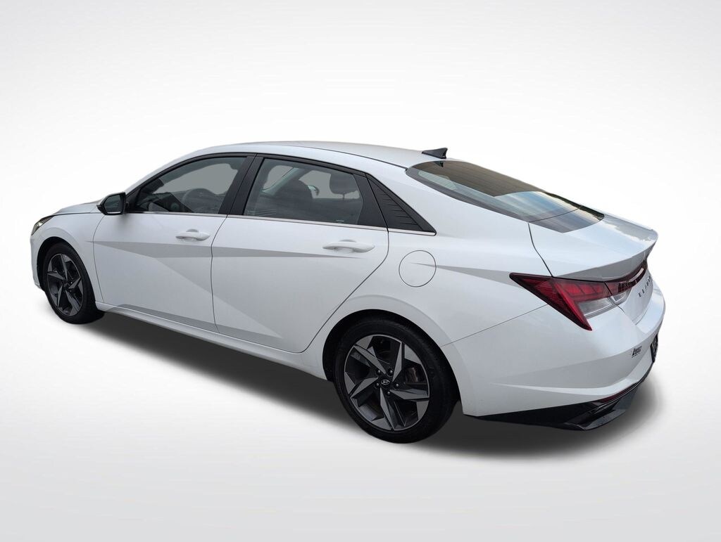 Used 2023 Hyundai Elantra Limited Sedan