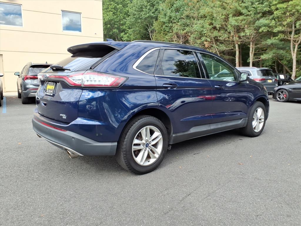 2016 Ford Edge SEL photo 2