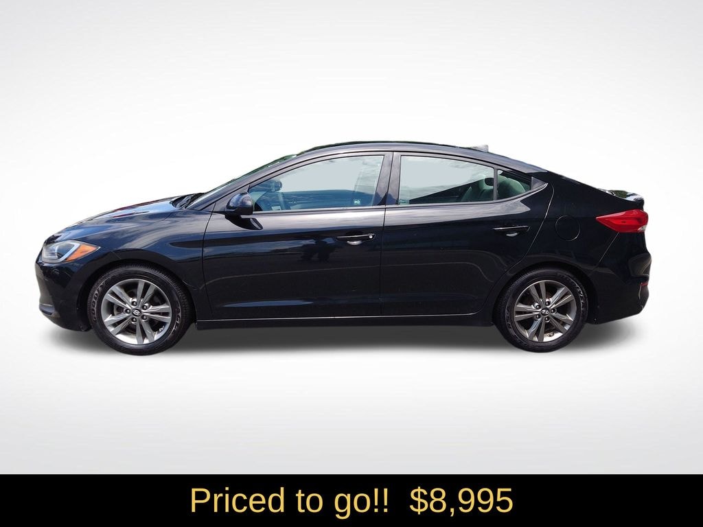 Used 2017 Hyundai Elantra SE Sedan