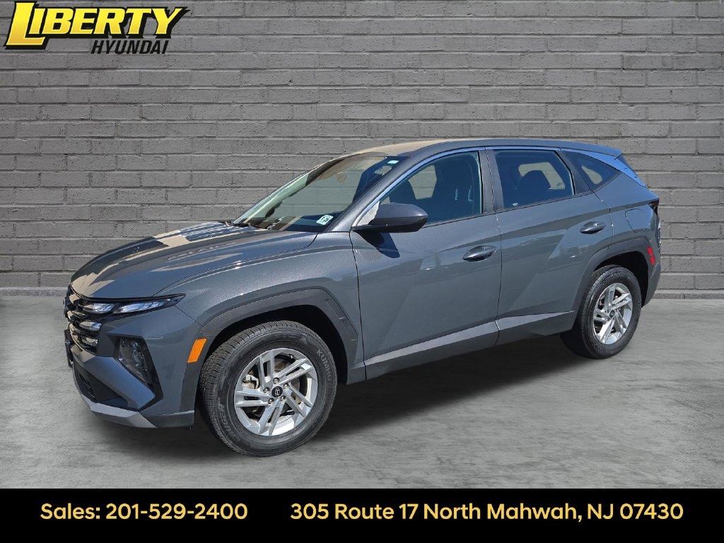 Certified 2025 Hyundai Tucson SE SUV
