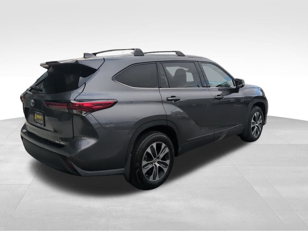 Used 2022 Toyota Highlander XLE SUV