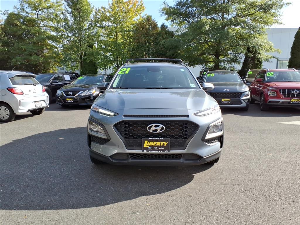 2021 Hyundai Kona SEL photo 2