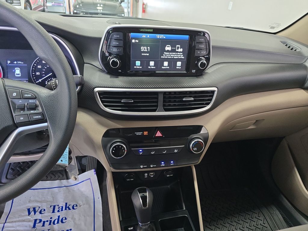 2021 Hyundai Tucson SE - Photo 17