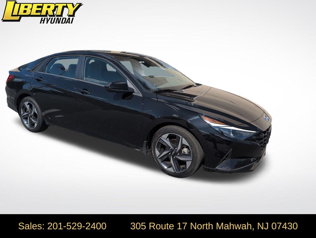 Used 2023 Hyundai Elantra SEL Sedan