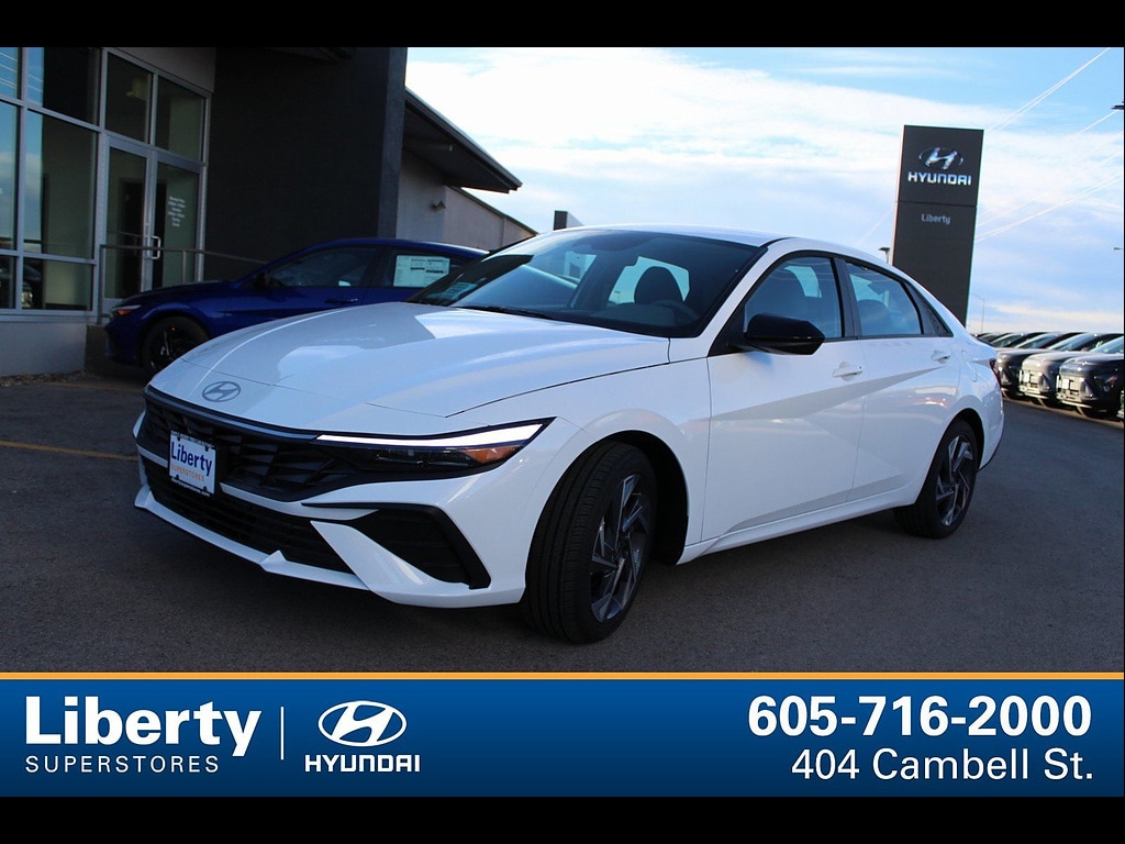 2025 Hyundai Elantra SEL - Photo 7