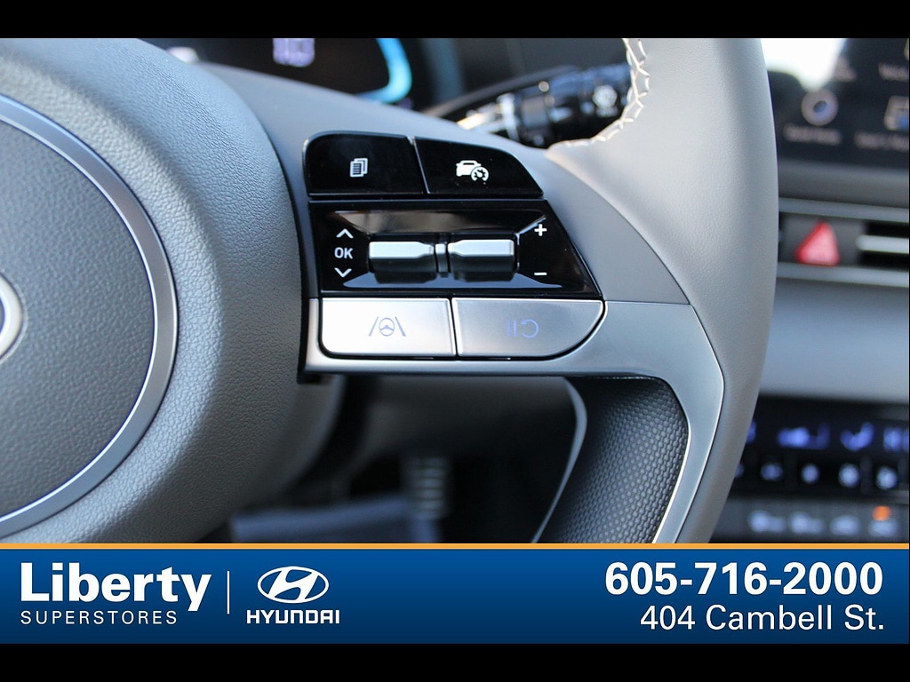 2025 Hyundai Elantra SEL - Photo 28