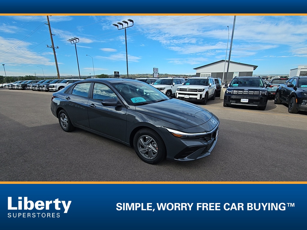 New 2026 Hyundai Elantra SE Sedan