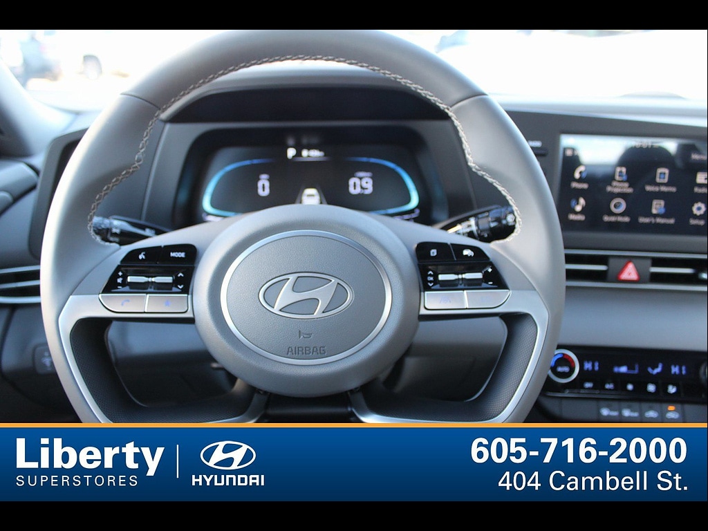 2025 Hyundai Elantra SEL - Photo 26