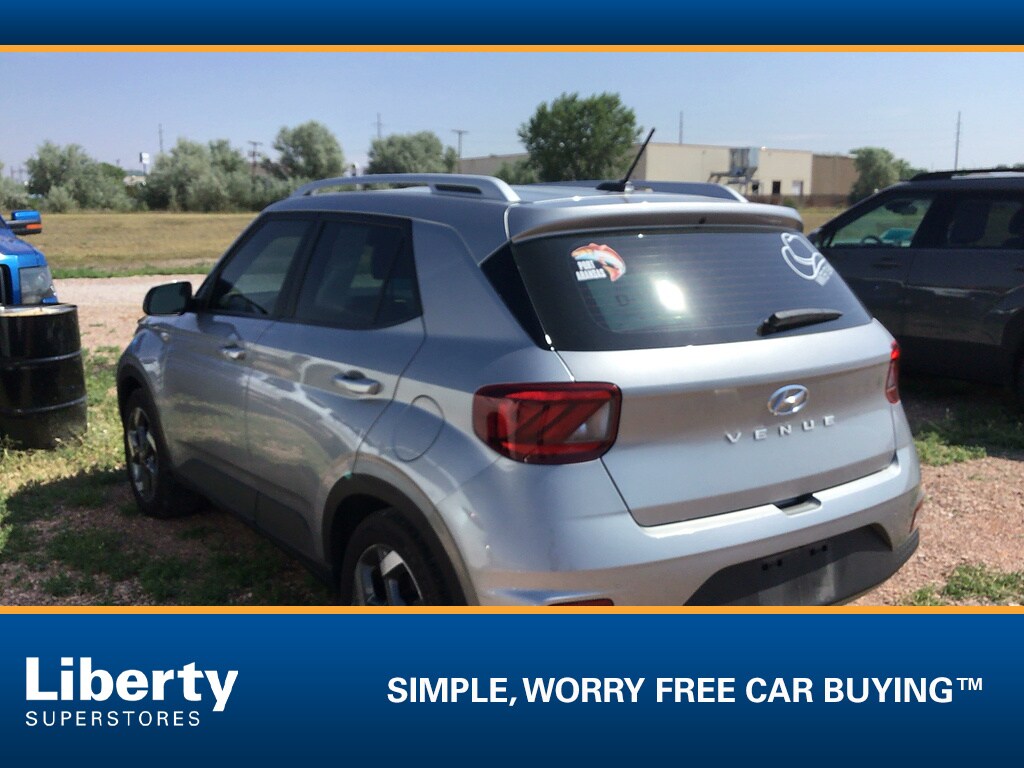 Used 2025 Hyundai Venue SEL