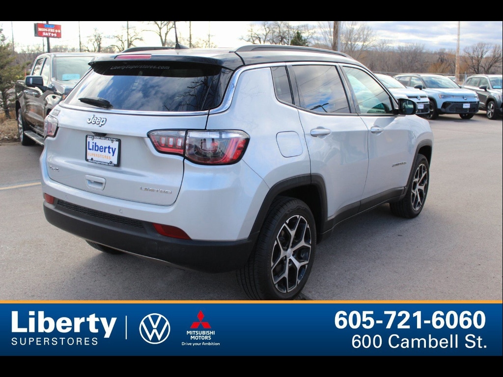 Used 2024 Jeep Compass Limited SUV