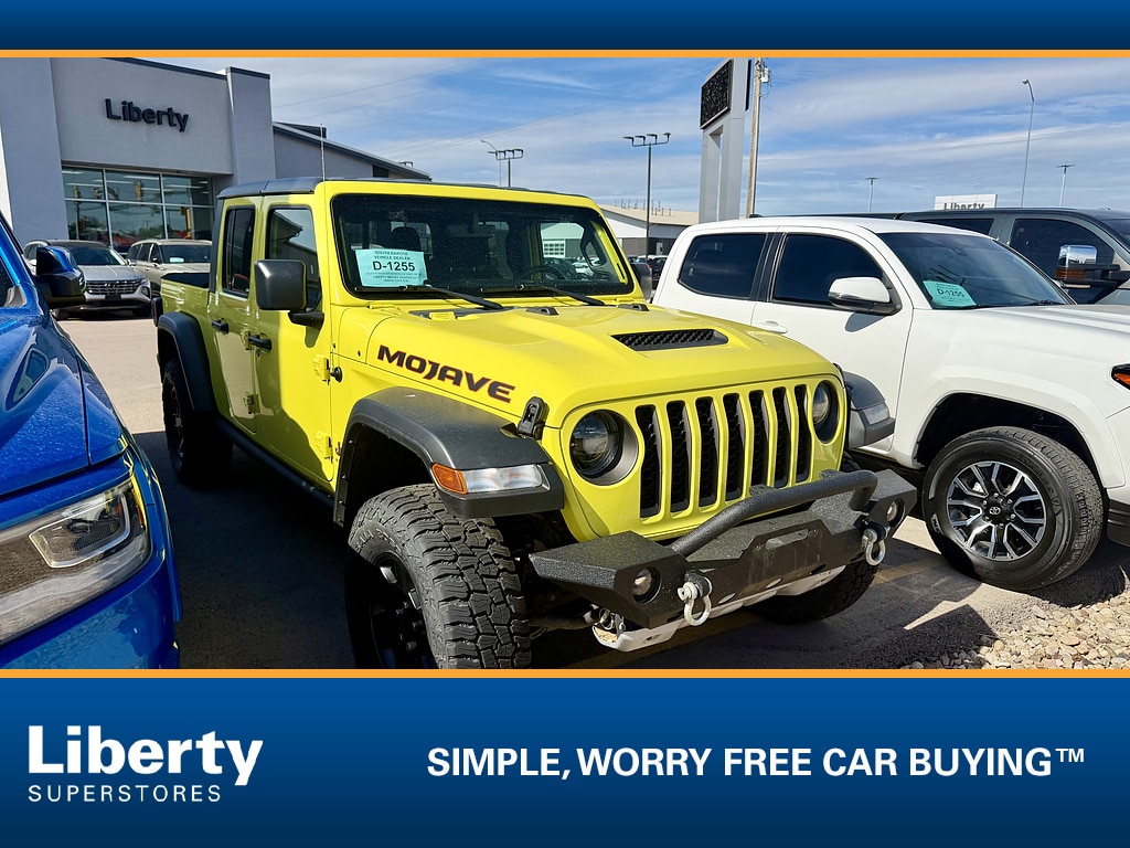 Used 2023 Jeep Gladiator Mojave Truck Crew Cab