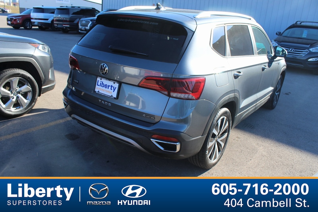 Used 2022 Volkswagen Taos 1.5T SE SUV