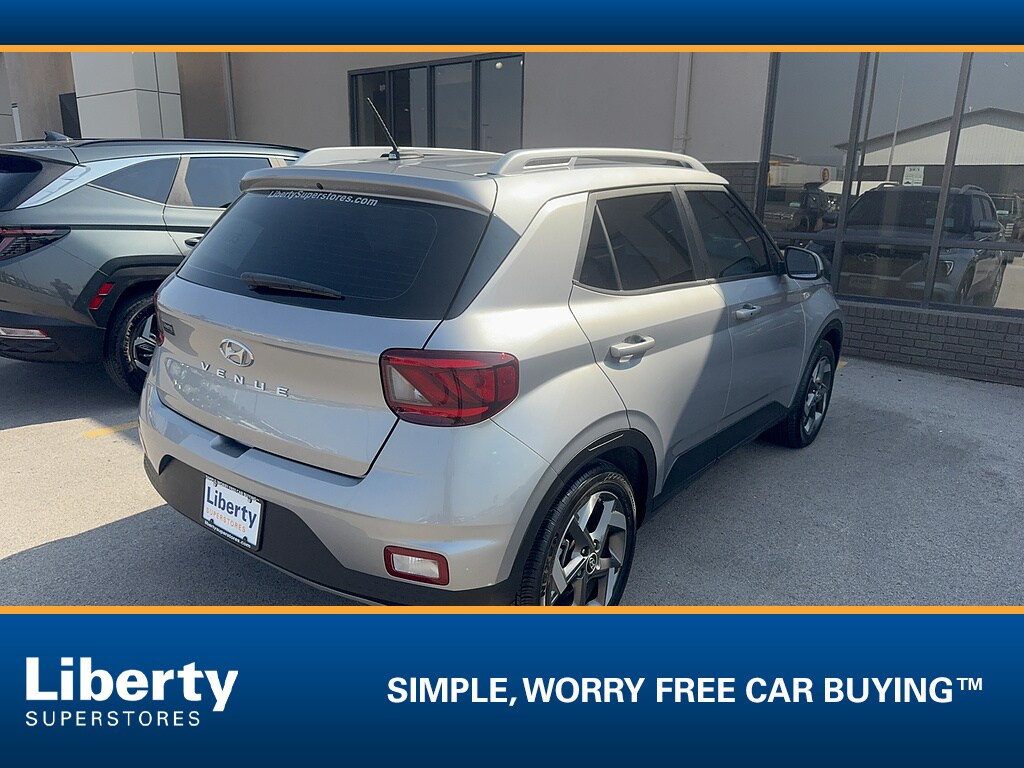 Used 2025 Hyundai Venue SUV