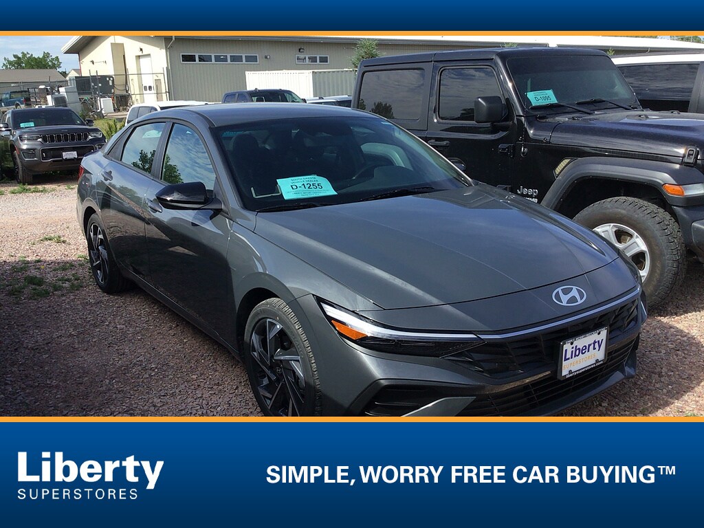Used 2025 Hyundai Elantra SEL Sport Sedan