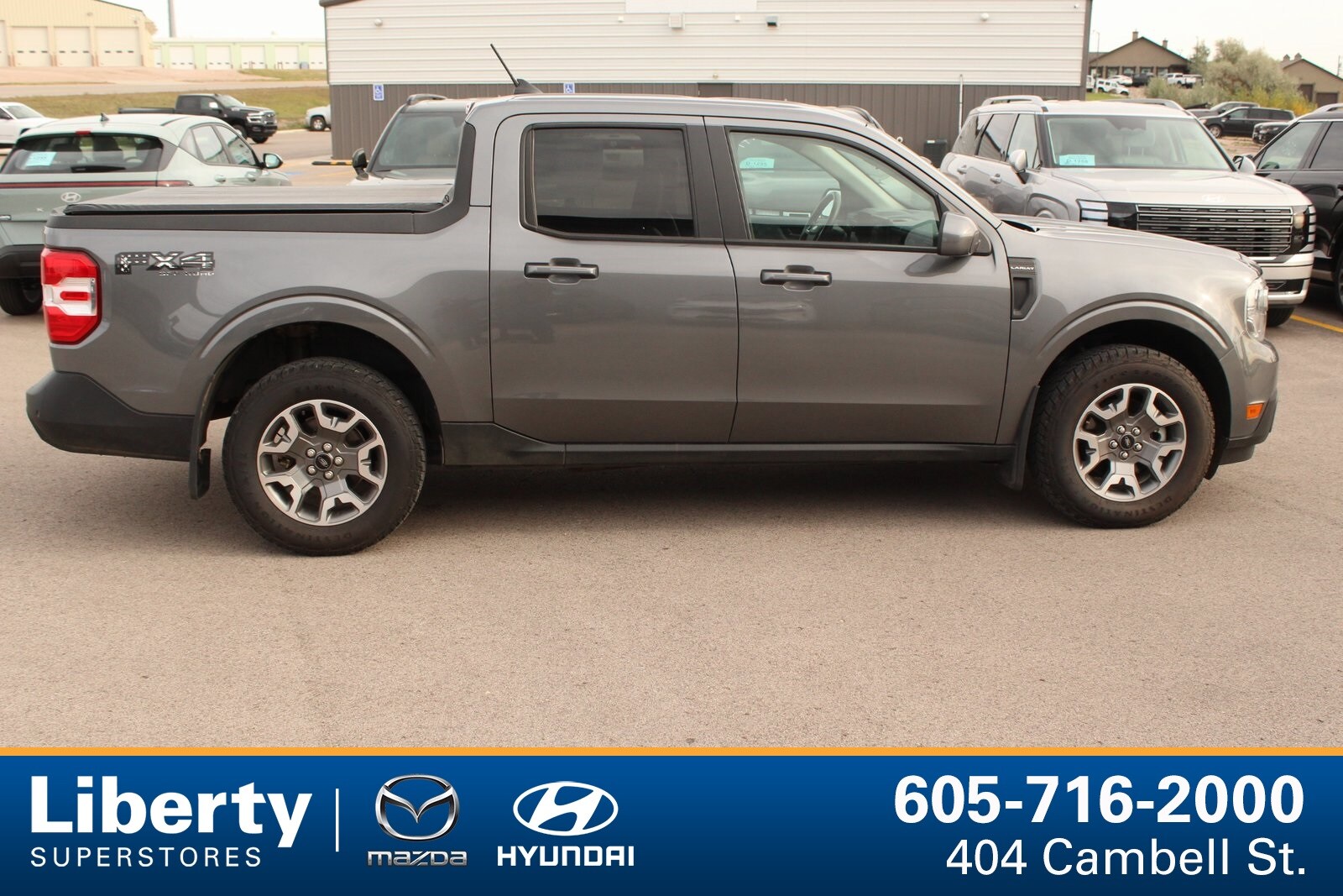 2022 Ford Maverick Lariat photo 2