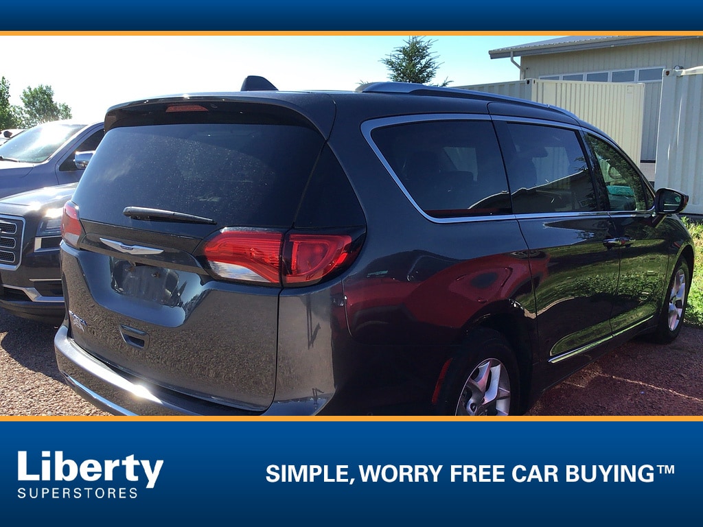 Used 2019 Chrysler Pacifica Touring L Plus Van Passenger Van