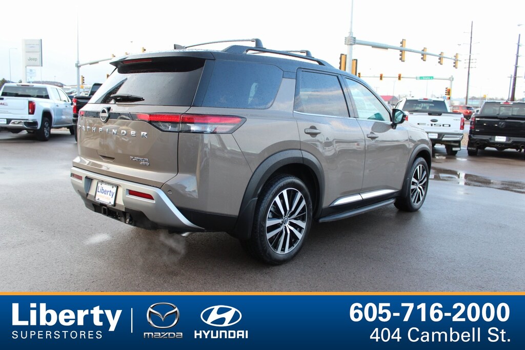 Used 2023 Nissan Pathfinder Platinum SUV
