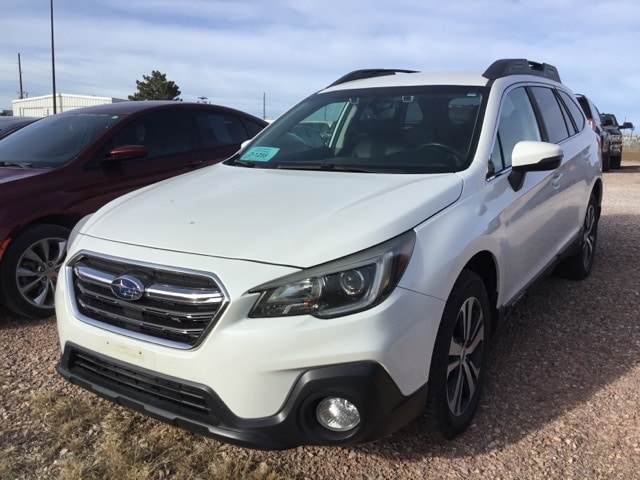 2019 Subaru Outback Limited's photo