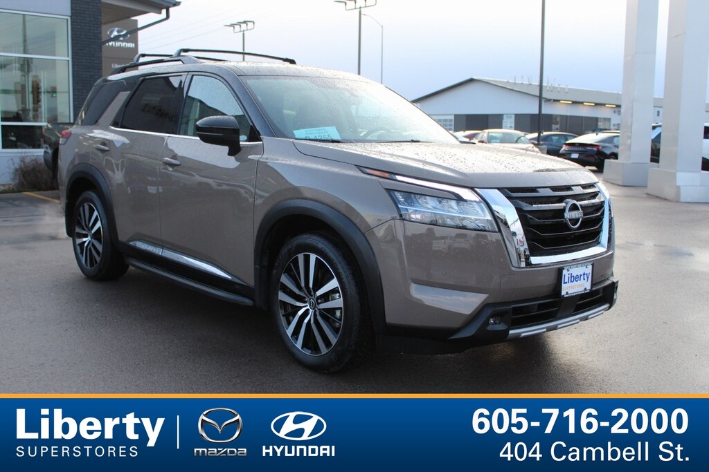 Used 2023 Nissan Pathfinder Platinum SUV
