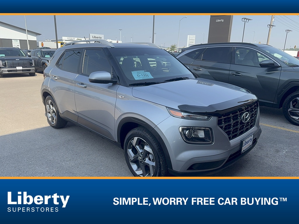 Used 2025 Hyundai Venue SUV