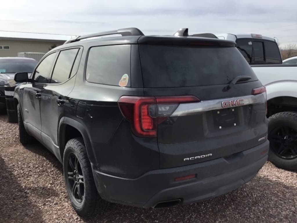 Used 2022 GMC Acadia AT4 SUV