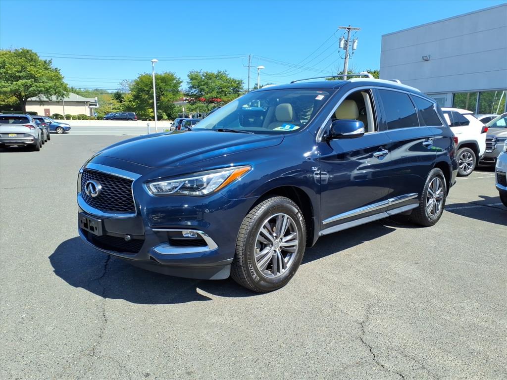 2018 Infiniti QX60 Base photo 2