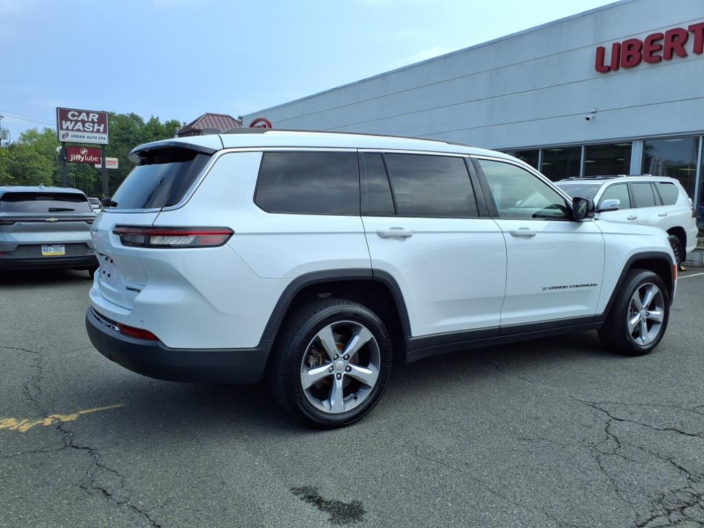 2022 Jeep Grand Cherokee Limited photo 4