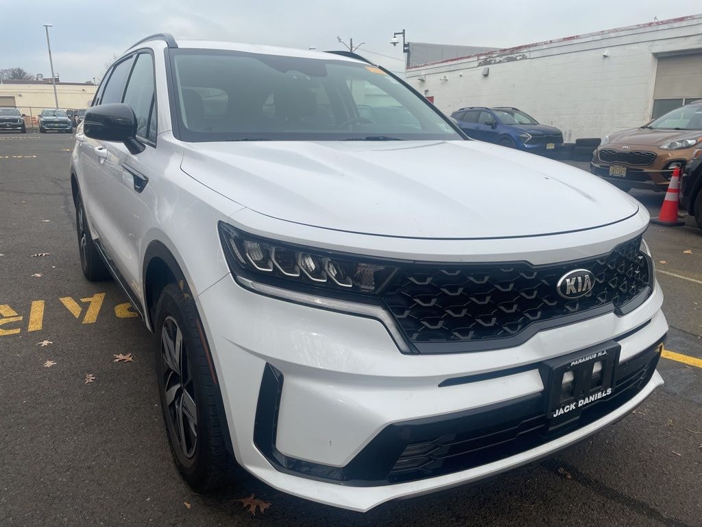 Certified 2021 Kia Sorento EX SUV