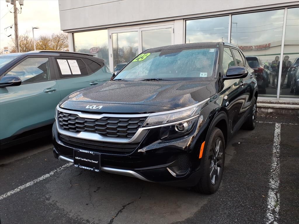Certified 2023 Kia Seltos LX AWD LX SUV