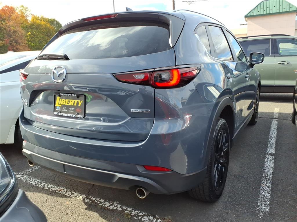 2023 Mazda CX-5 2.5 S Preferred photo 3