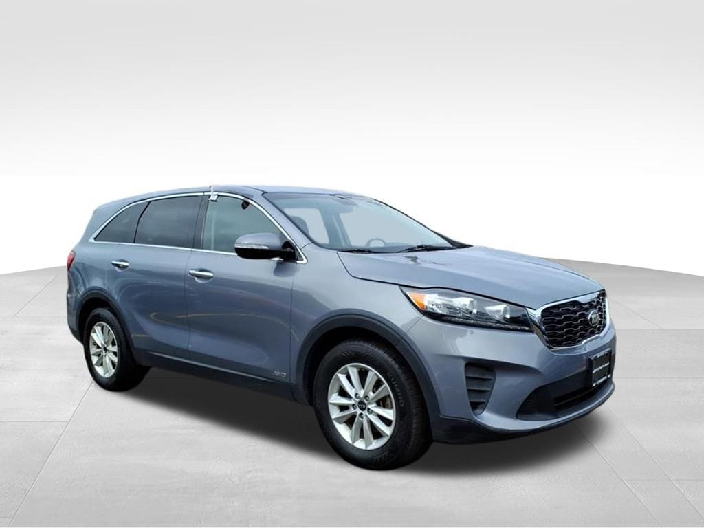 2020 Kia Sorento LX's photo