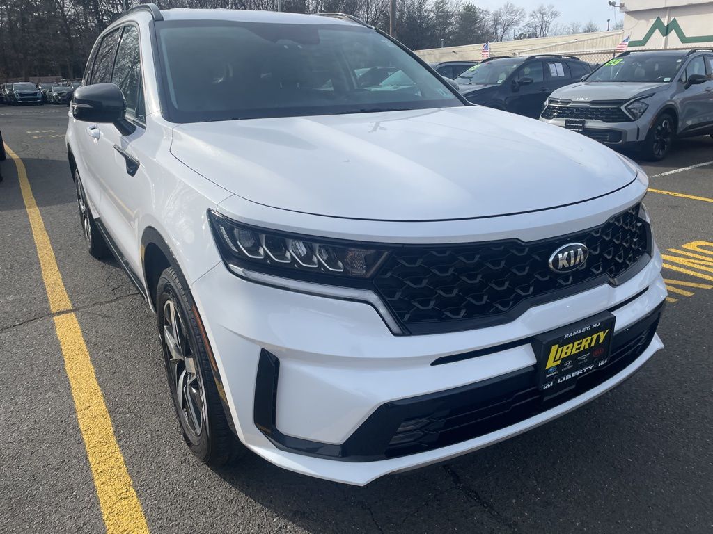 2021 Kia Sorento EX's photo