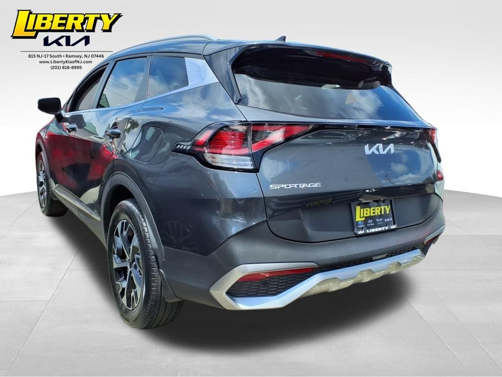 Certified 2023 Kia Sportage Hybrid EX SUV