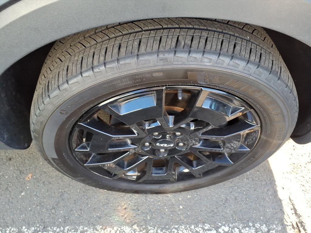 2022 Kia Telluride EX photo 3