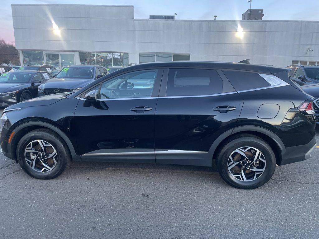 2023 Kia Sportage LX photo 4