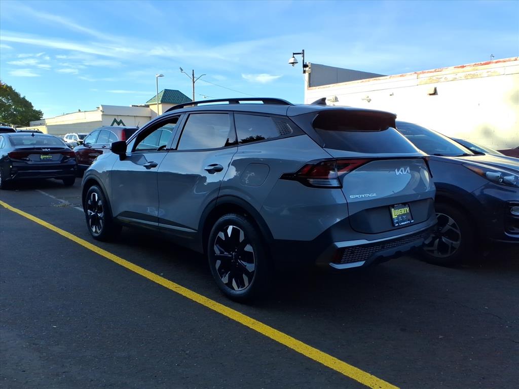 2023 Kia Sportage X-Line photo 4