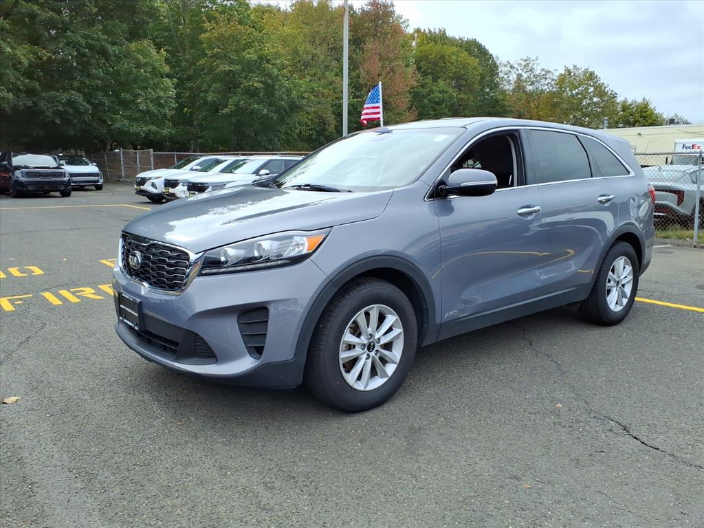 2020 Kia Sorento LX photo 3