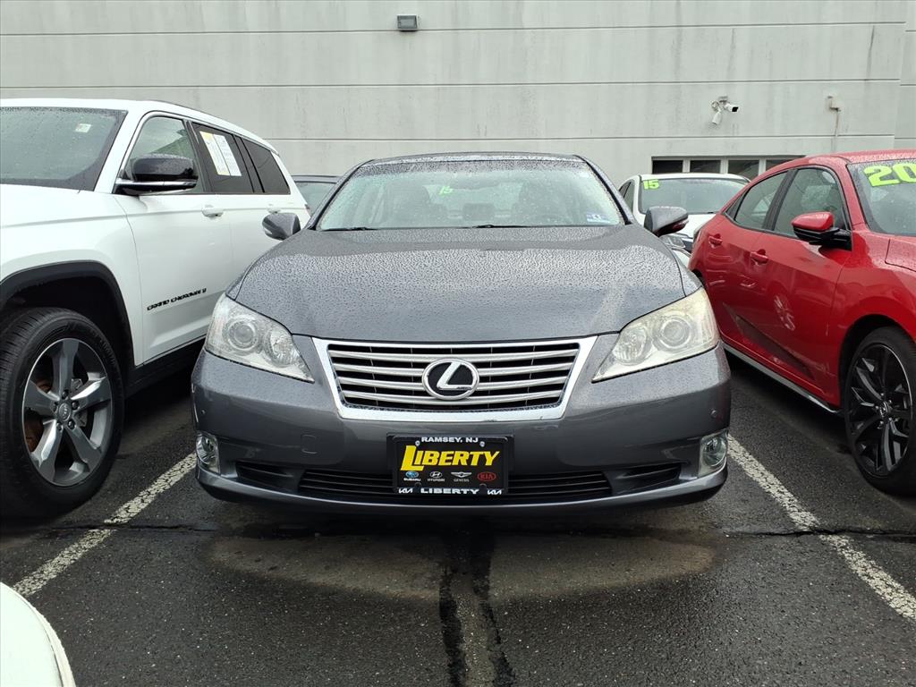 2012 Lexus ES 350 Base photo 2
