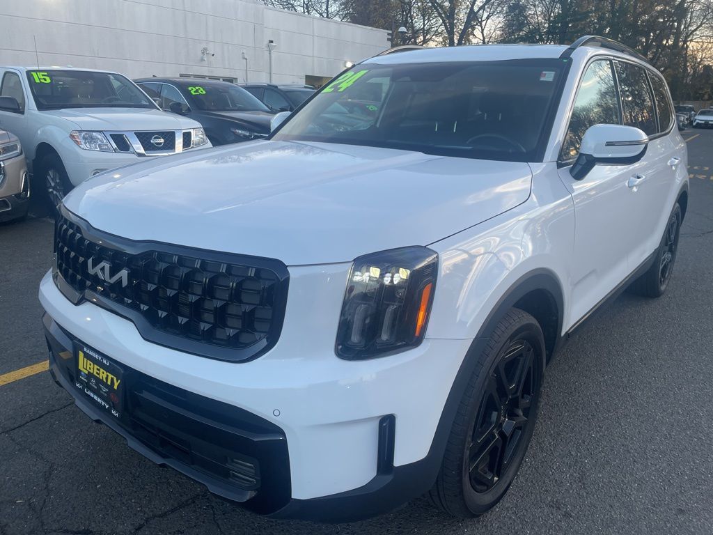2024 Kia Telluride X-Line photo 3