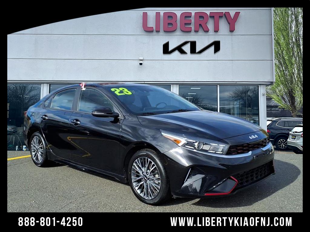 2023 Kia Forte GT-Line's photo