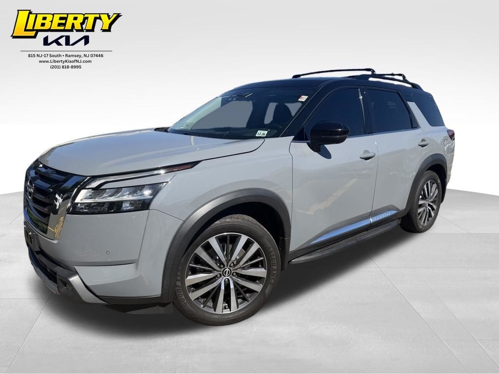 Used 2022 Nissan Pathfinder Platinum SUV