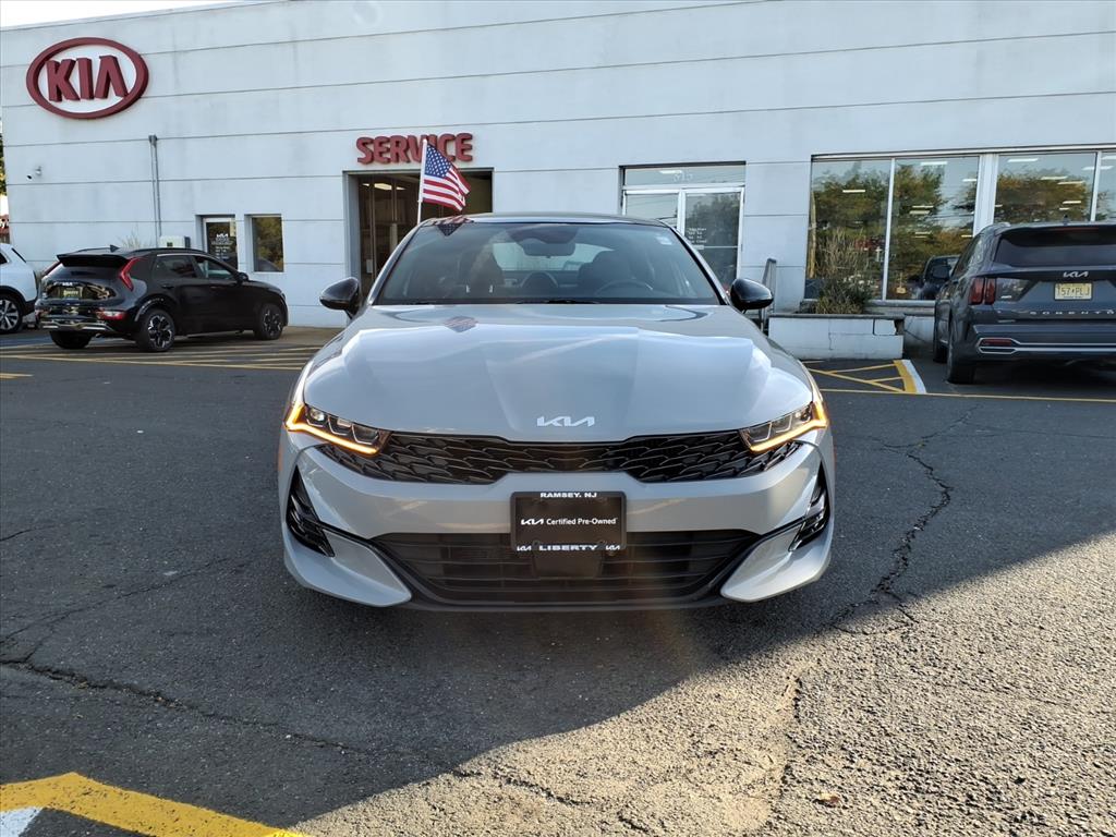 2022 Kia K5 GT-Line photo 2