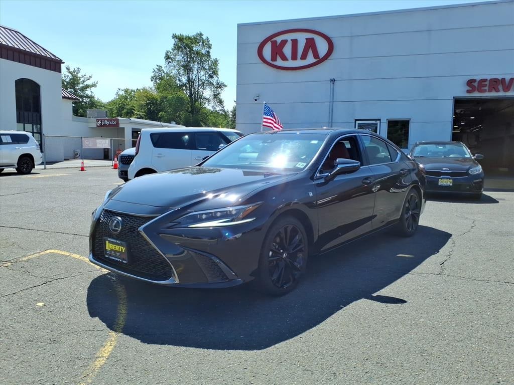 Used 2023 Lexus ES 350 F Sport Handling F SPORT Handling Sedan