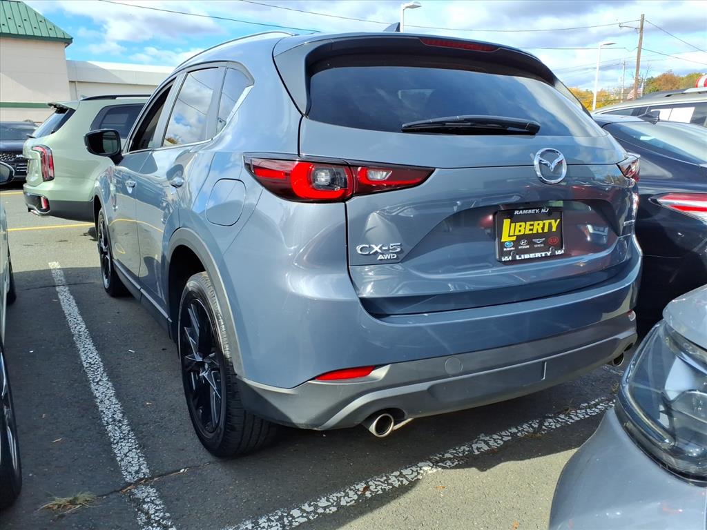 2023 Mazda CX-5 2.5 S Preferred photo 2