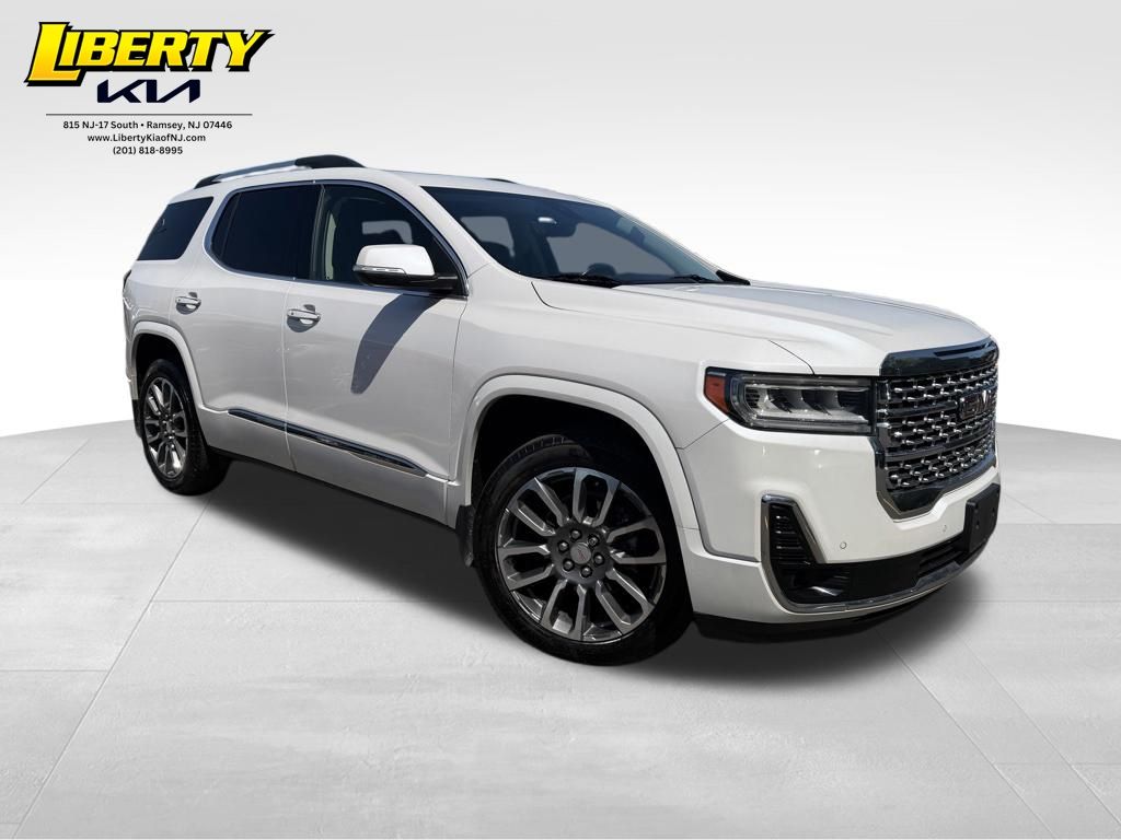2022 GMC Acadia Denali AWD's photo