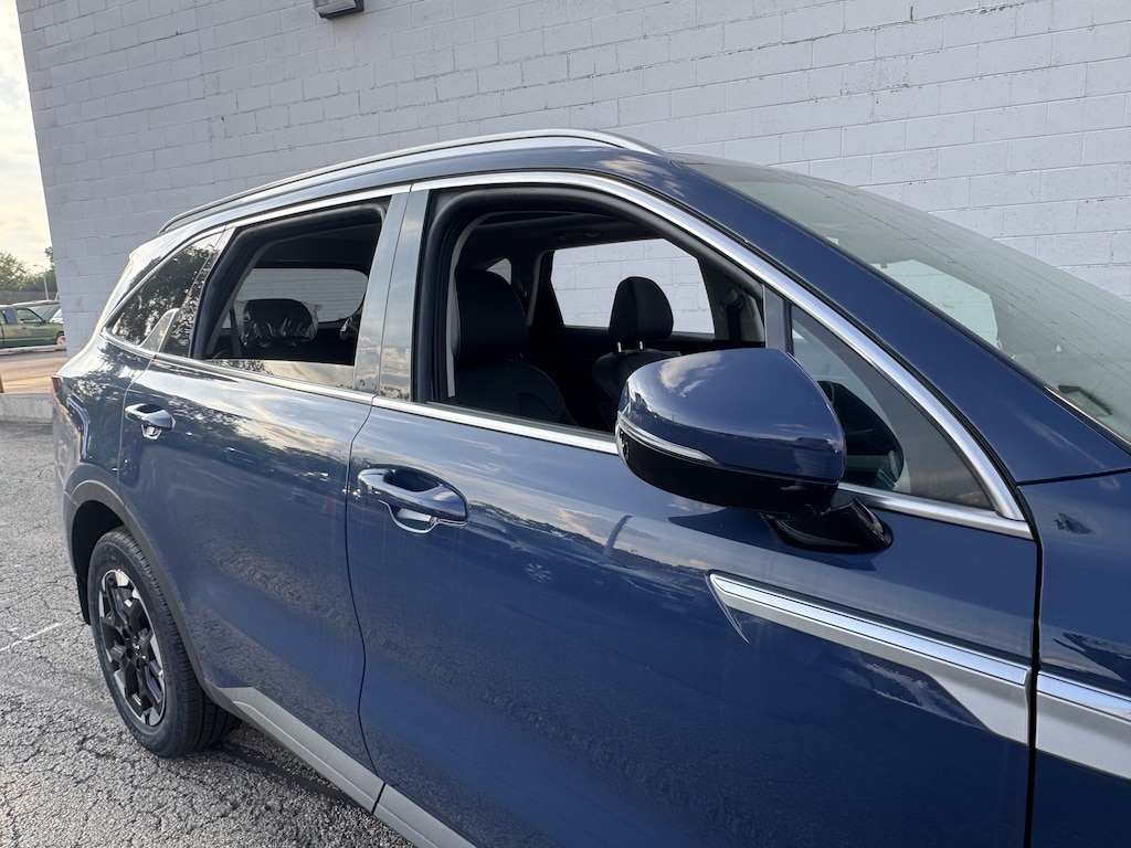 New 2026 Kia Sorento S SUV