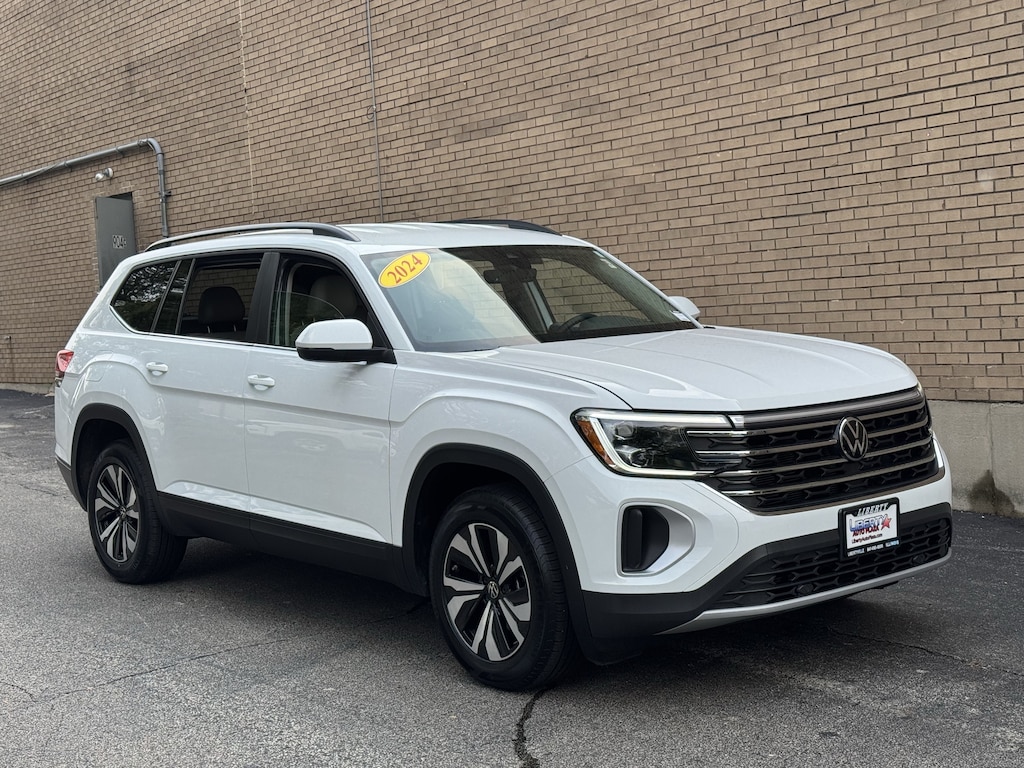 Used 2024 Volkswagen Atlas 2.0T SE SUV