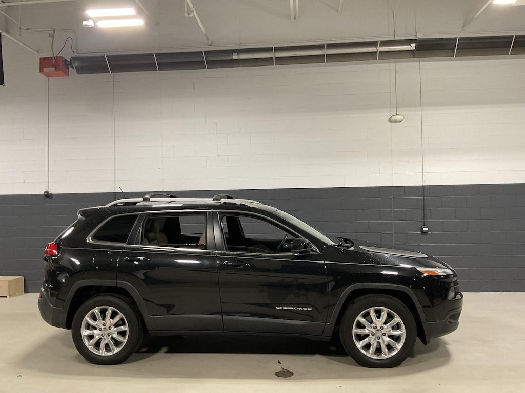 Used 2015 Jeep Cherokee Limited 4x4 SUV